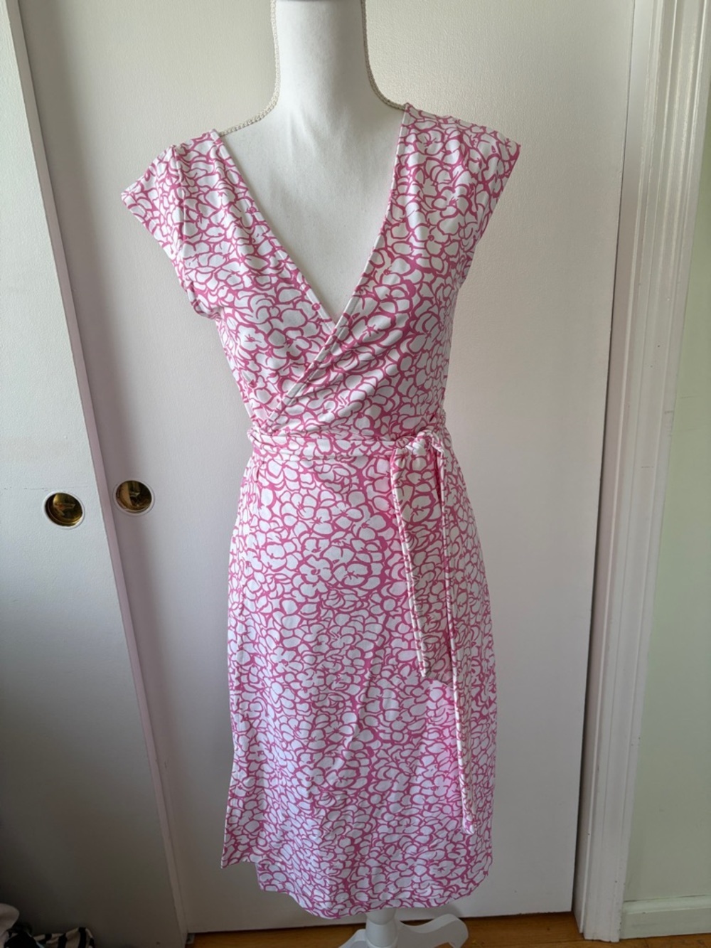 MAHI GOLD Wellesley Wrap Dress L